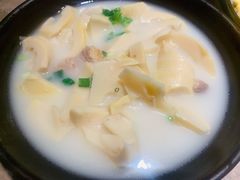 -新白鹿餐厅(金鹰新街口店)
