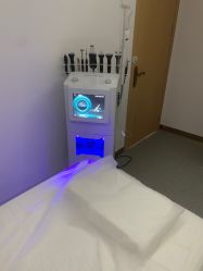 -康美贞·痘肌养护管理中心