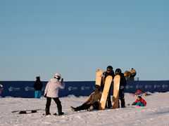 -浙东第一尖雪山欢乐谷