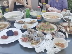 -三姐妹·海鲜大排档