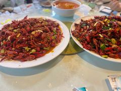 -临界音乐酒馆·小龙虾·江湖菜(华熙LIVE·鱼洞店)