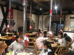 大堂-么肆烤肉·中式自助·烤肉大排档(街道口季佳PAI店)