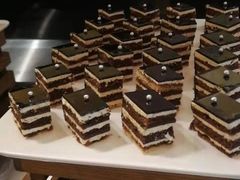 -岷山饭店-芝芝自助餐厅