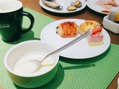 -希尔顿欢朋酒店自助餐