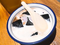 芋圆珍珠烧仙草-十六蒲(桂林路店)