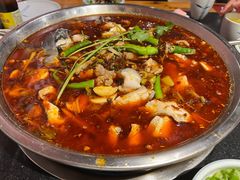 -小饕荟雅安贡椒鱼鲜馆(广福桥店)