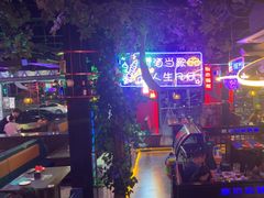 -路边边.炒菜烧烤.音乐餐厅(良乡长虹店)