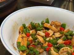 -楚山晓·湖北菜(武汉光谷K11店)