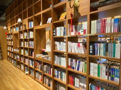 -百新书局(尚悦湾店)
