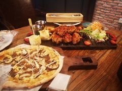 烤牛肉披萨-I HOLIC艾豪丽披萨(KKone店)