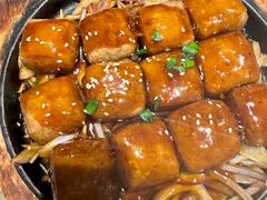 -月枫江南小馆(绿地缤纷广场店)
