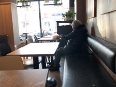 -肯德基(珠峰店)