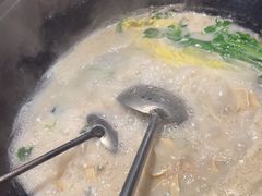 -陈大锅·岳阳鱼馆·地道岳阳菜(美食街店)