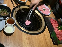 -炼火烤肉店