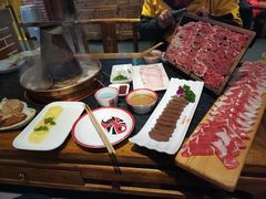 -南门四季铜锅涮肉(左家庄店)