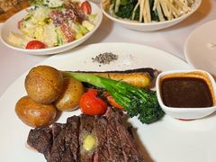 -WOLFGANG PUCK KITCHEN & BAR(迪士尼小镇店)
