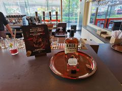 -星巴克臻选(上海合生汇1F店)