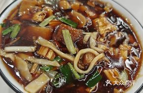 Tao Tao Noodles with Sauce