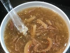 -食盈碗仔翅(星玺广场店)