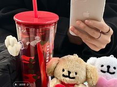 -星巴克(前滩世贸中心店)