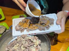 -养牛邓·潮汕牛肉海鲜自助火锅(广州店)