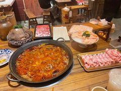 -旧街市鲜货老火锅(大光路店)