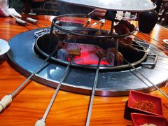 -炭虎子水浒烤肉(梦时代店)
