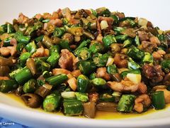 -里宴川菜酒楼(昊祥邻里聚金泉广场店)