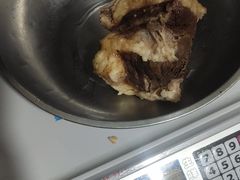 -黑竹沟新场牛肉火锅