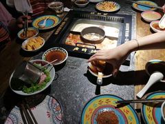 -老牌坊云南鱼豆花火锅(哈西万达店)