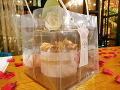 -小苍兰风铃草·礼物蛋糕(沈阳店)