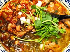 酸菜肉片米线-贵州米线(童家巷店)