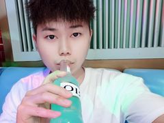 -蓝乐光量贩KTV(浦东禹悦汇店)
