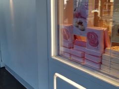 -好利来(东四店)