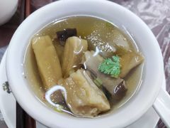 竹笙三菇汤-莲华素食府