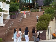 -香港大学