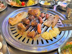 -哈哈碳都·牛肋条无限自助烤肉(台江万达店)