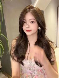 -妃格美发沙龙·烫发·染发