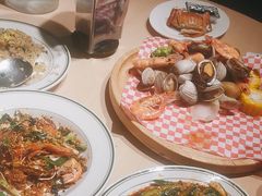 -日进一片海.生腌海鲜火锅.宵夜烧烤(三里屯总店)