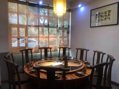 包厢-锅来乐地锅鸡(安亭店)