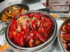 -巴厘龙虾·榜首油焖大虾(音乐学院·沿江酒馆店)