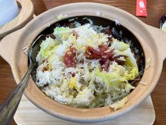 金牌腊味煲仔饭-文煲公砂锅煲仔小食堂