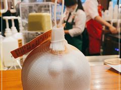 -星巴克(上海虹桥新天地二店)