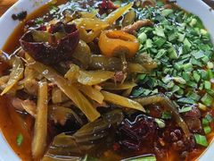 -越洋肖氏老米线(杨家坪店)