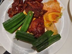 -金马门国际美食百汇(珞喻路店)