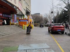 -五四MALL美食广场