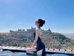 -七彩云南古滇温泉山庄