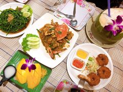 -Jungle Kitchen
