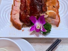 烧味拼盘-香港新发烧腊茶餐厅(水围店)