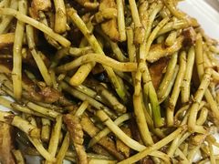 野芦蒿炒臭干-广迎居老正兴菜馆